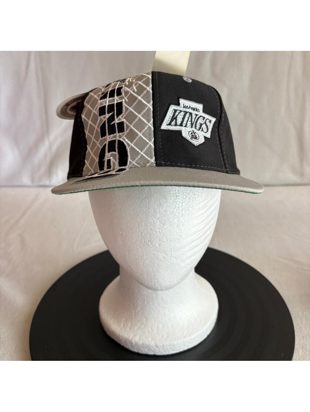 Vintage Los Angeles Kings Snapback Hat Logo 7 Competitor NHL Cap Deadstock New